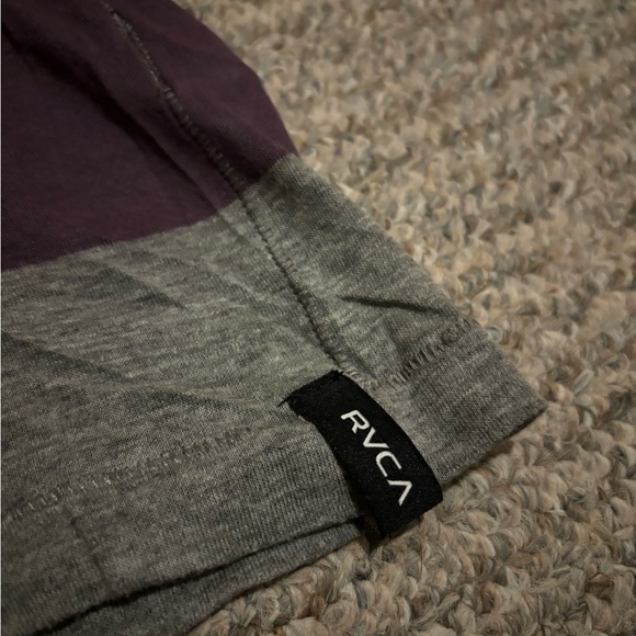 RVCA Henley top - Picture 3 of 3